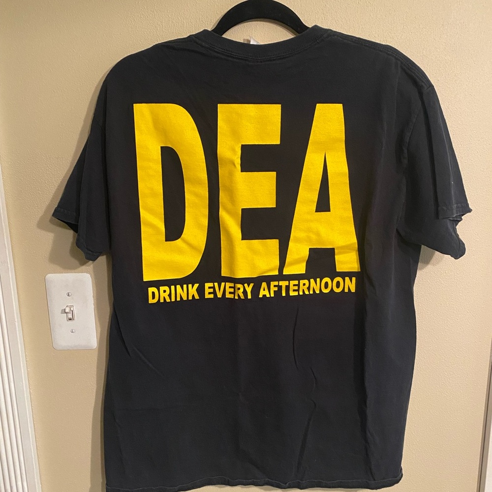 Vintage “DEA” Vacation Shirt